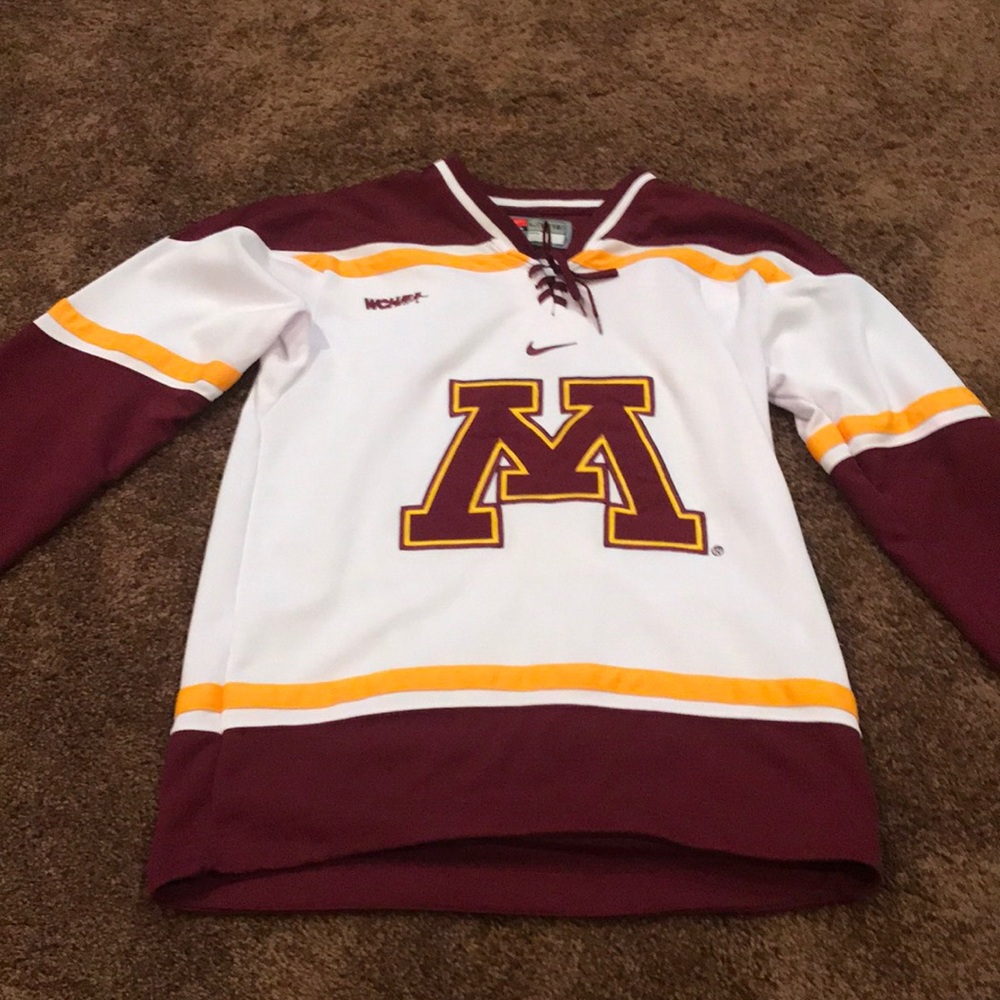 Gopher hockey jersey